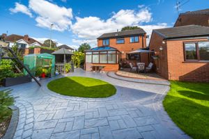 GARDEN- click for photo gallery